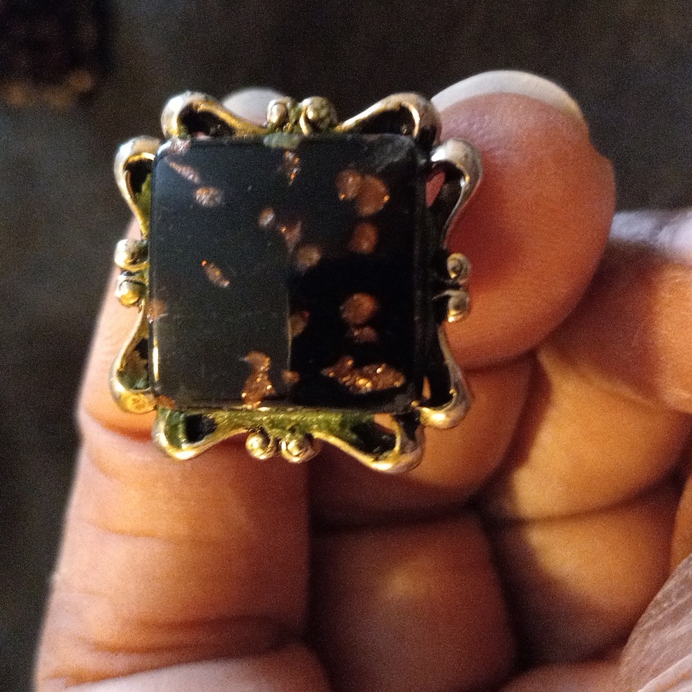 Cufflinks - Picture 2 of 3